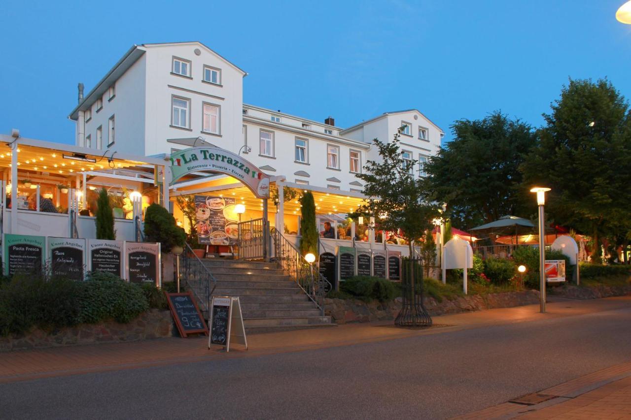 Terrasse, Gratis Nutzung Vom Ahoi Erlebnisbad Und Sauna In Sellin - Villa Antje Fewo 04 ゲーレン エクステリア 写真