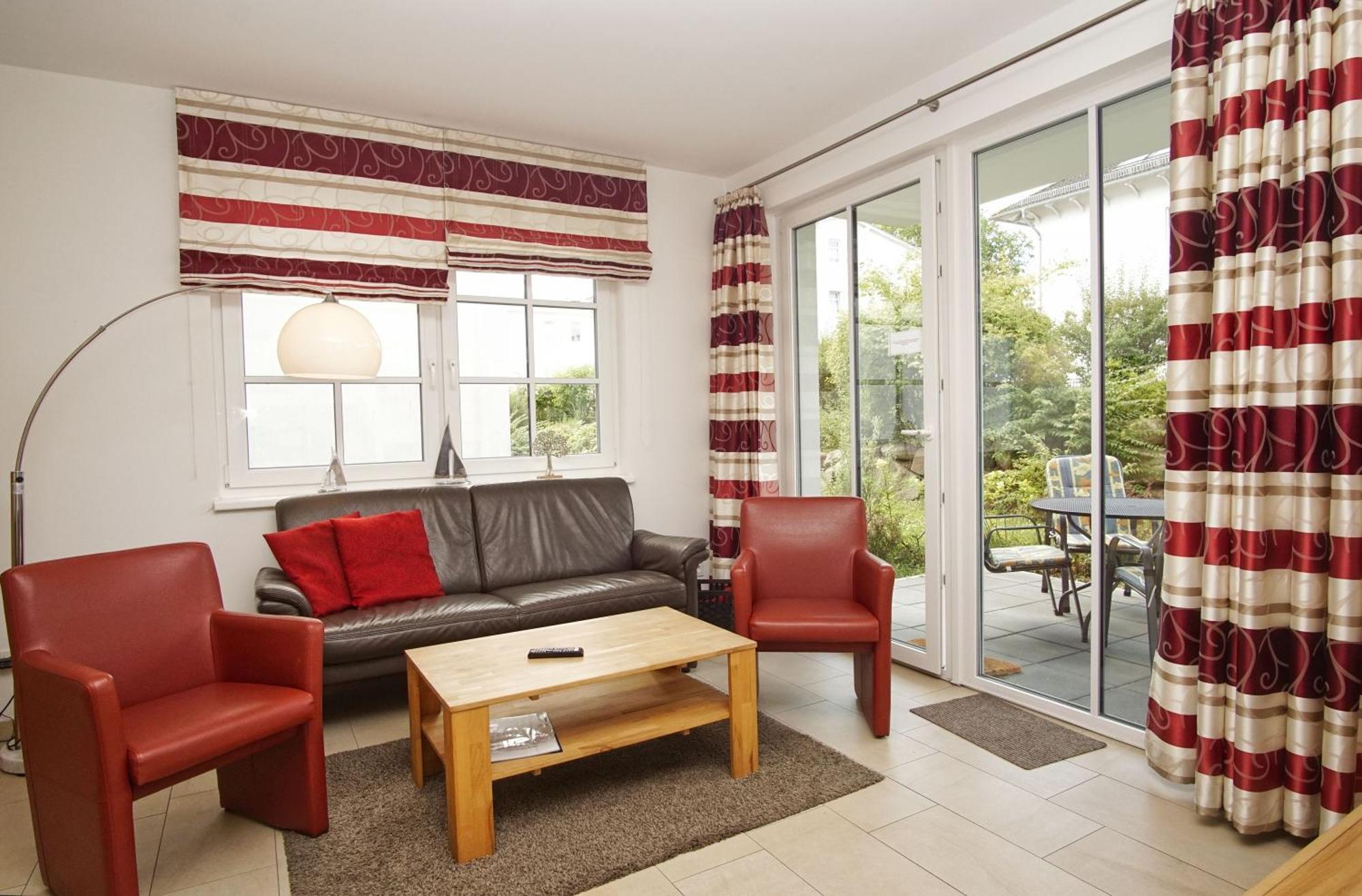 Terrasse, Gratis Nutzung Vom Ahoi Erlebnisbad Und Sauna In Sellin - Villa Antje Fewo 04 ゲーレン エクステリア 写真